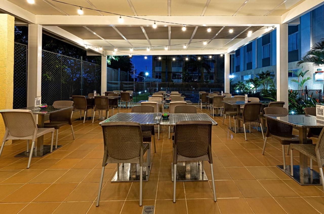 Best Western Puerto Gaitán Exterior photo